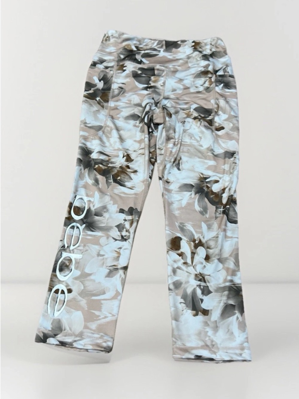 Bebe Sport Tropical Floral Yoga  Activewear Legging Bottom in Beige Taupe Sz M